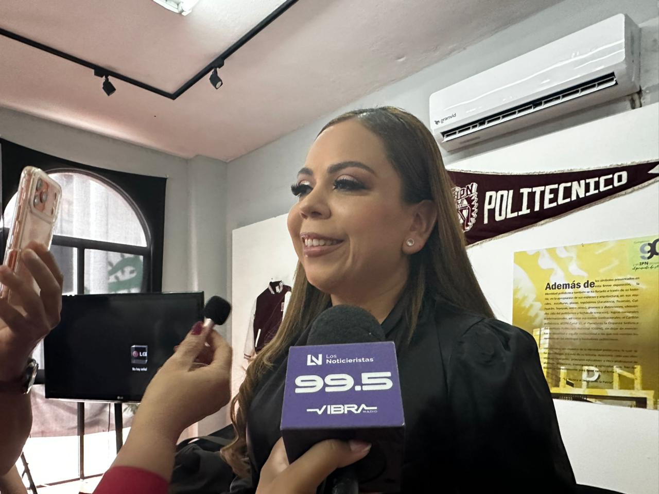Carmen Alicia Salazar ofrece conferencia en Mazatlán