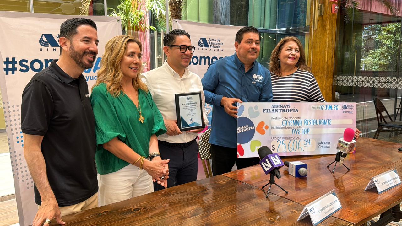 Cayenna Restaurante entrega donativo a Oye IAP