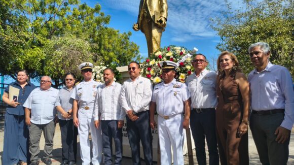 Autoridades, alumnos y abogados recuerdan legado de Genaro Estrada a 139 años de su nacimiento en Mazatlán