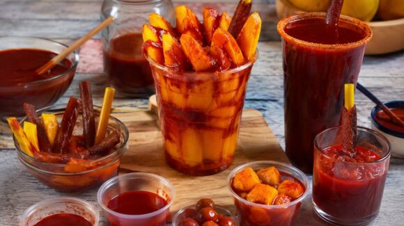 ¡Feliz Día del Chamoy! Puedes amarlo u odiarlo, pero no falta en toda celebración mexicana… incluyendo el Mundial 2026
