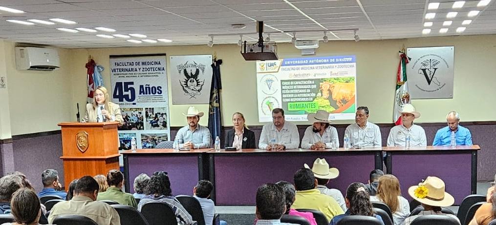 clausura del curso de capacitación de la Facultad de Medicina Veterinaria y Zootecnia de la UAS
