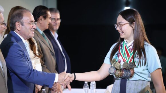 Cobaes reconoce el talento que transforma vidas y construye el futuro de Sinaloa