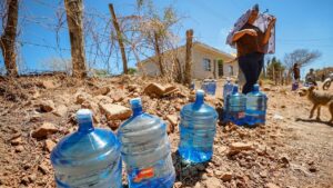comunidades de badiraguato y mocorito reciben agua para consumo humano del aquaton garrafon