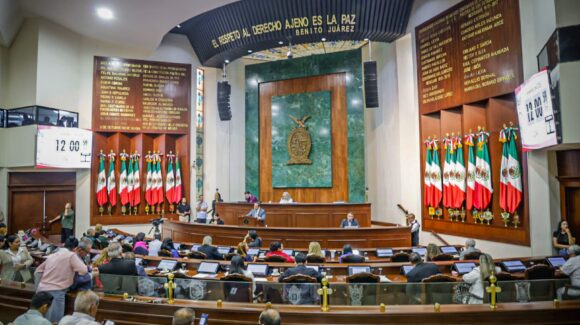Aprueban en el Congreso de Sinaloa licencias indefinidas de los diputados Rodolfo Valenzuela y Kristiam Alexis Espinoza