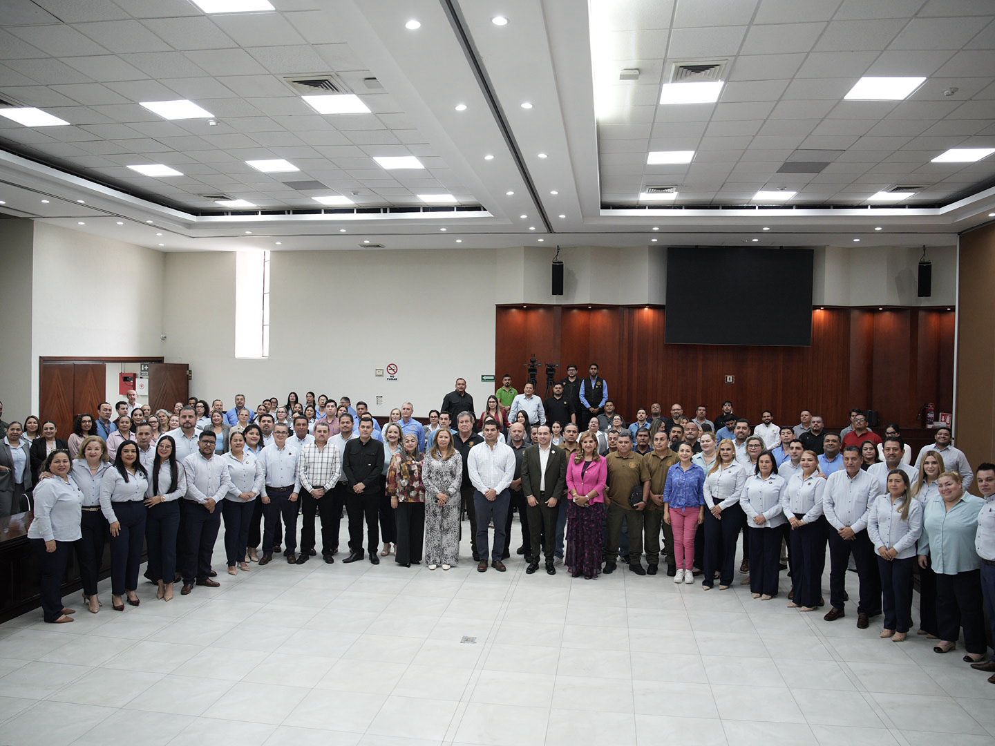 Congreso y STASE firman convenio para incremento salarial