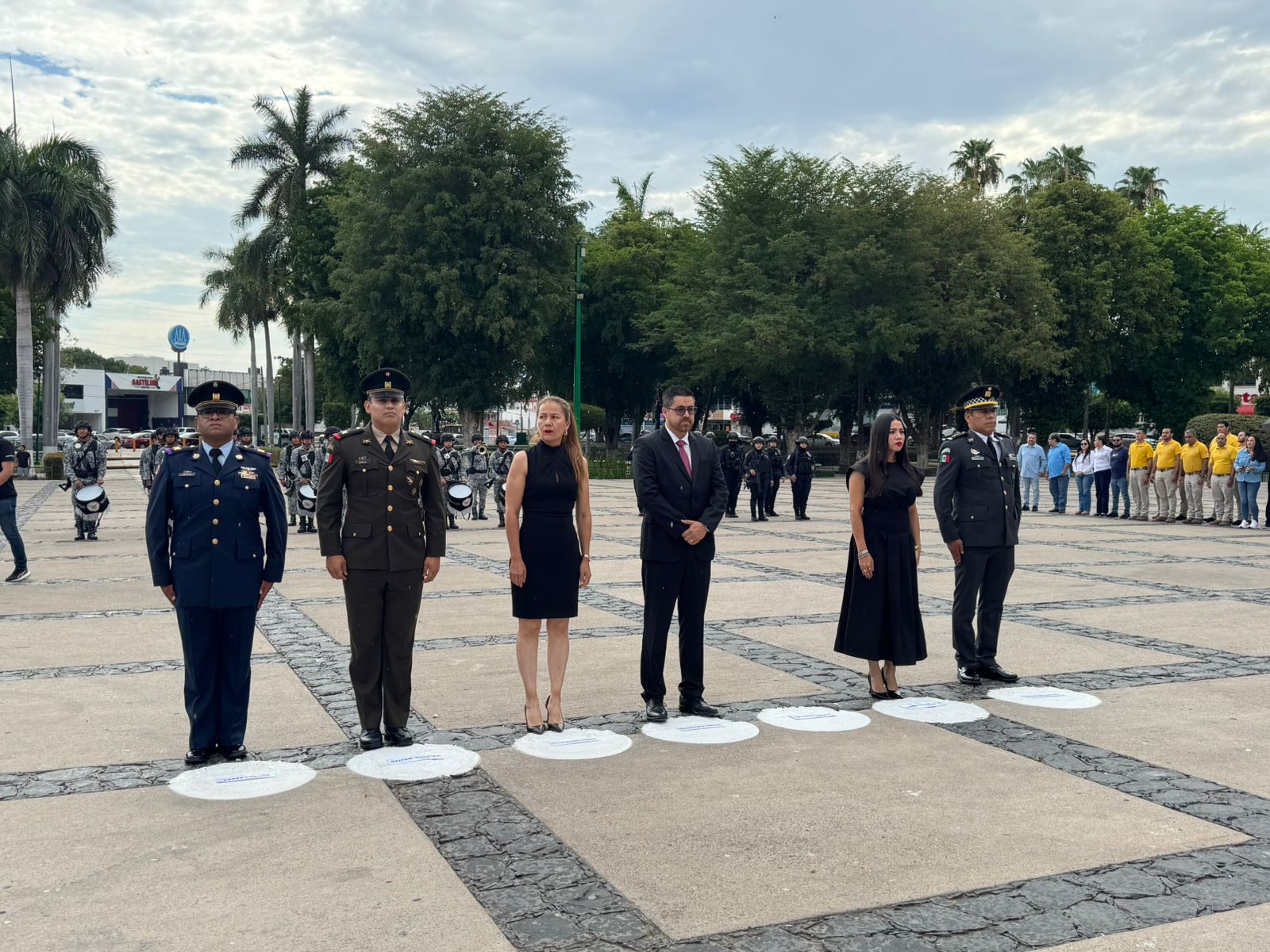 Autoridades civiles y militares conmemoran el 116 aniversario luctuoso del Gral. Gabriel Leyva Solano, en Culiacán