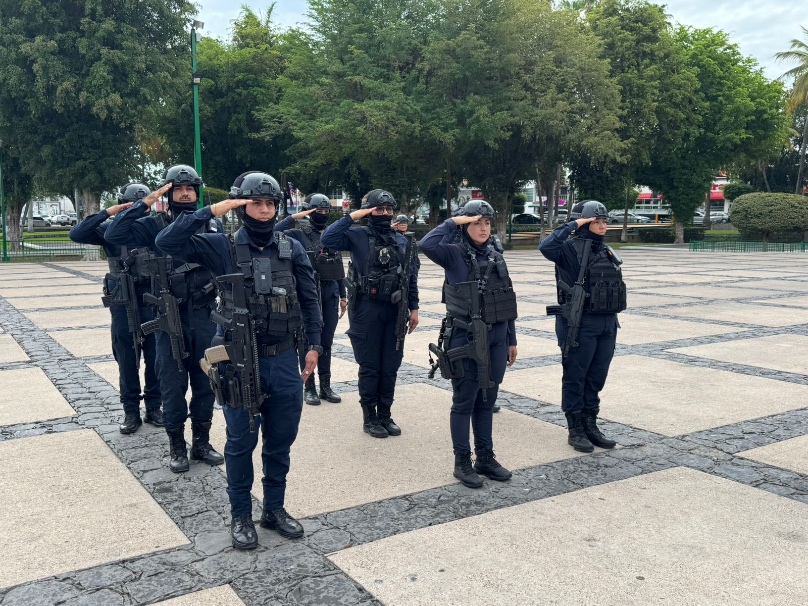 Autoridades civiles y militares conmemoran el 116 aniversario luctuoso del Gral. Gabriel Leyva Solano, en Culiacán