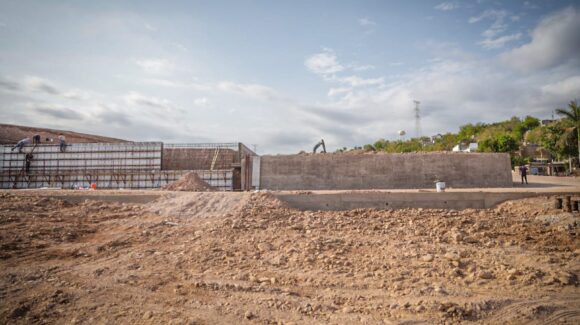 “Construcción de Viviendas del Bienestar en la colonia Bicentenario, en Culiacán, tiene un avance del 15%”: Ana Miriam Ramos