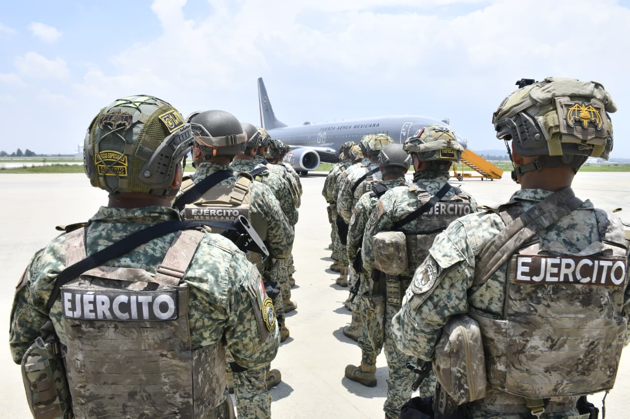 contingente del Cuerpo de Fuerzas Especiales del Ejército Mexicano arribó a la 9na Zona Aérea Militar,