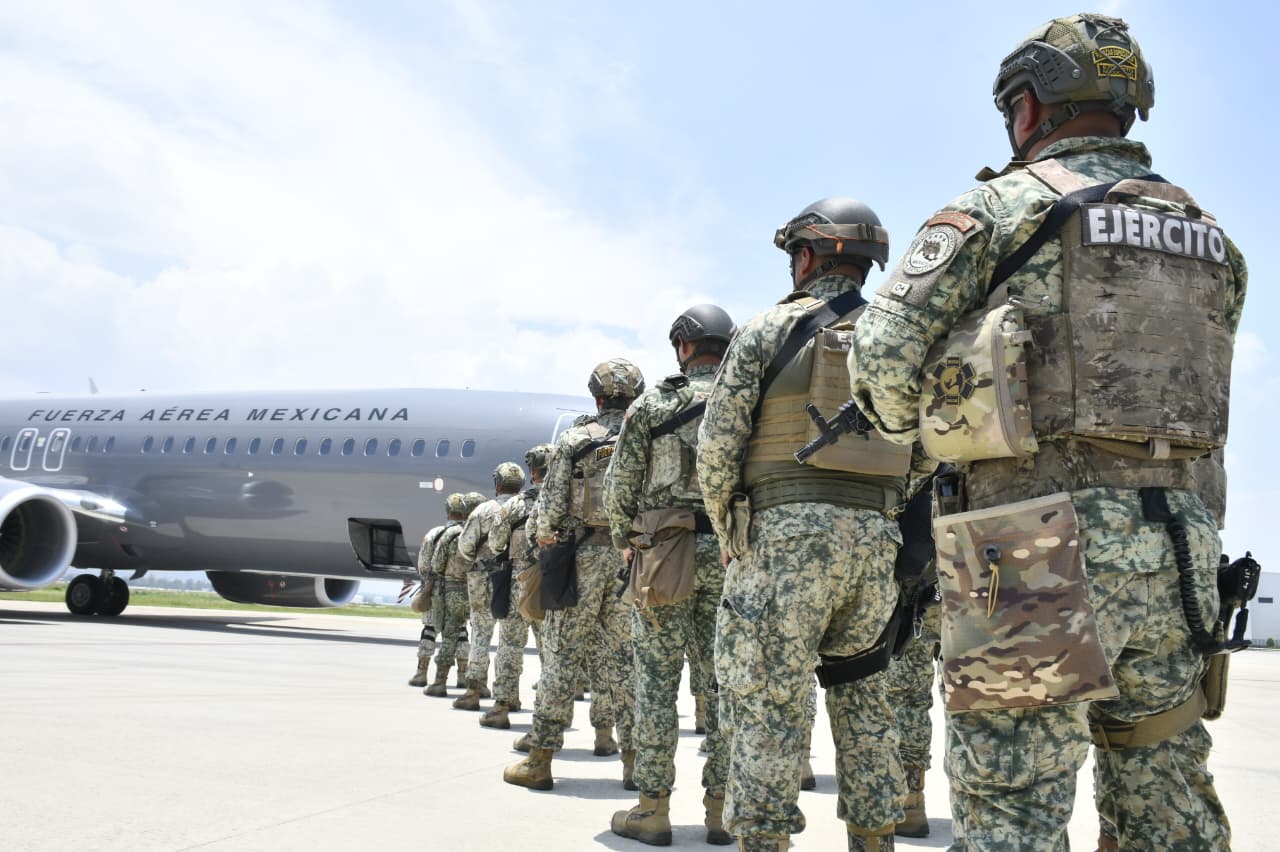 contingente del Cuerpo de Fuerzas Especiales del Ejército Mexicano arribó a la 9na Zona Aérea Militar,