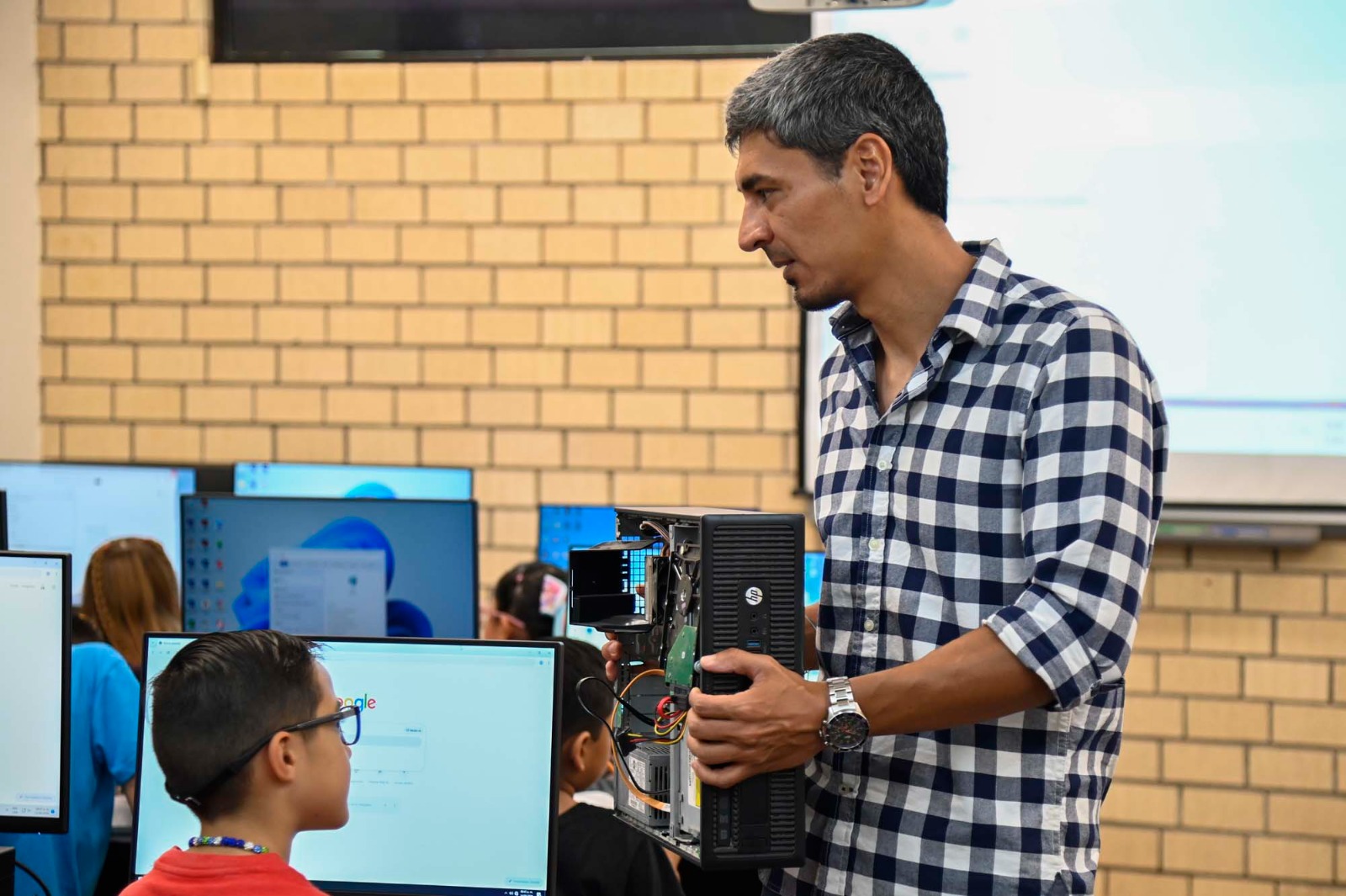 Curso de verano de Inteligencia Artificial en la UAS