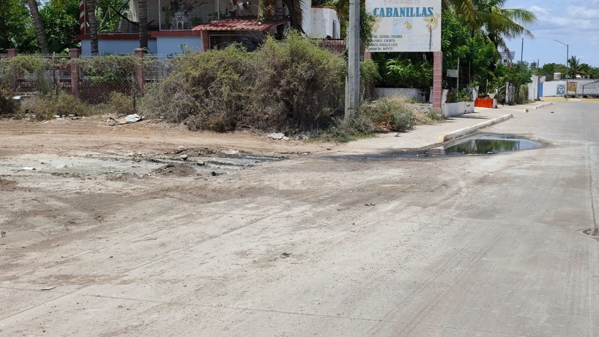 Denuncian que aguas negras llegan a bahía Santa María en La Reforma, Angostura