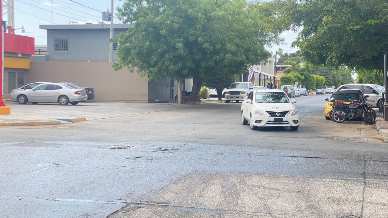 Derrame de líquidos en el Centro de Guasave