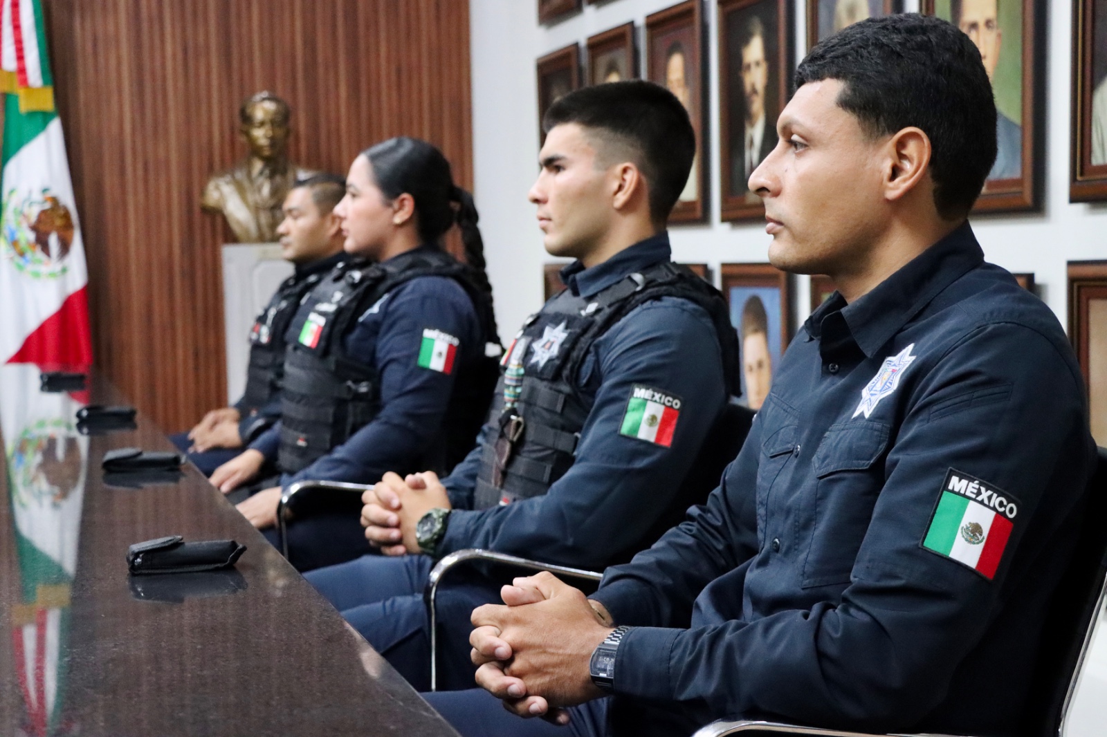 En el marco del Día del Policía, el Ayuntamiento hace entrega de constancias y nombramientos a elementos de la Policía Municipal