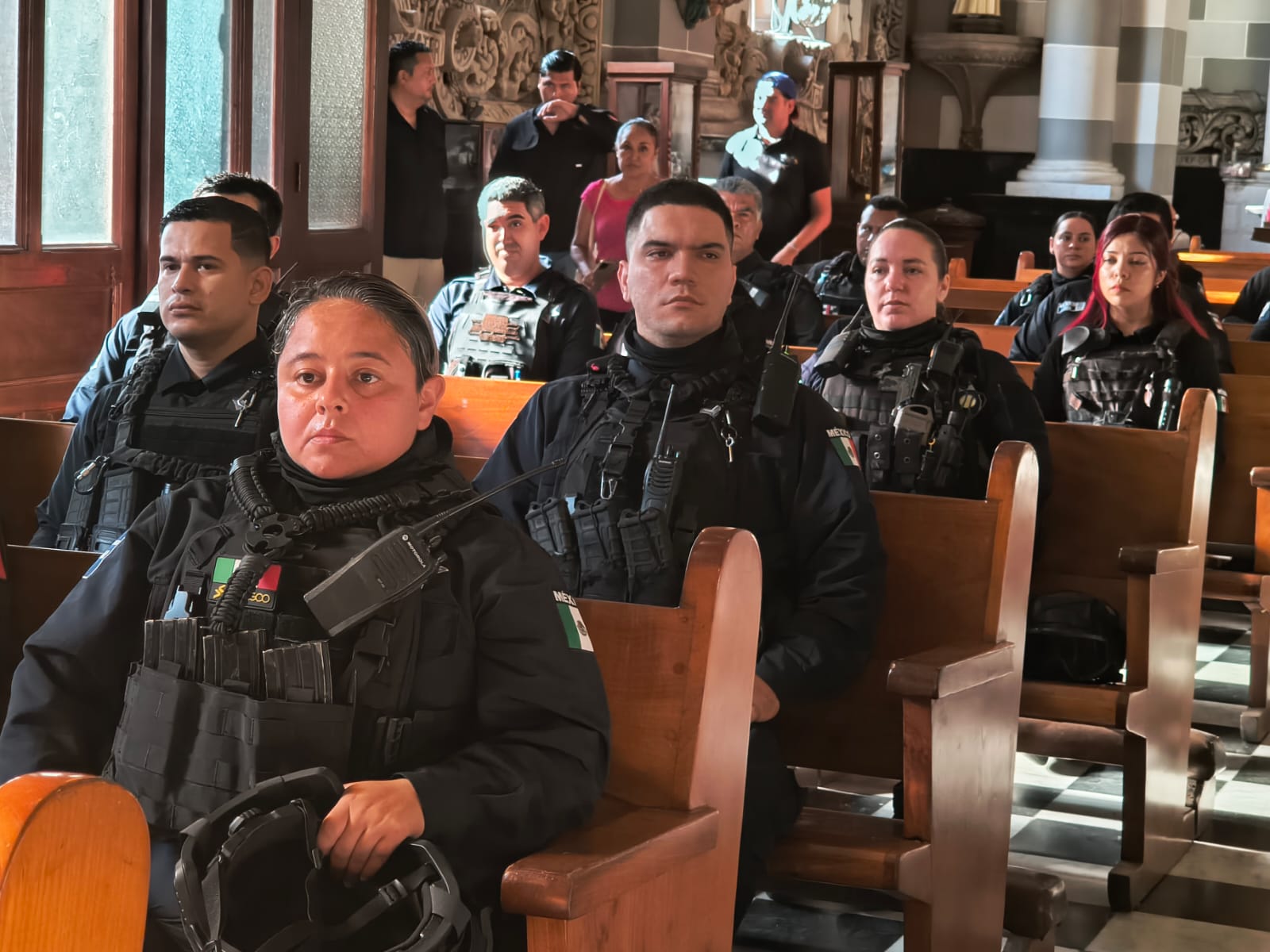 Celebran el Día del Policía con misa especial en Catedral de Mazatlán
