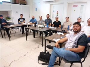 DIF Sinaloa realiza consultas a personas con pterigión aptas para cirugía