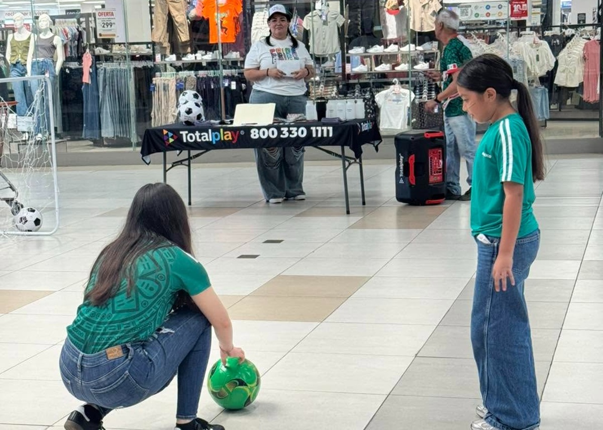 Plaza Acaya realiza dinámicas para sus clientes por el Mundial 2026