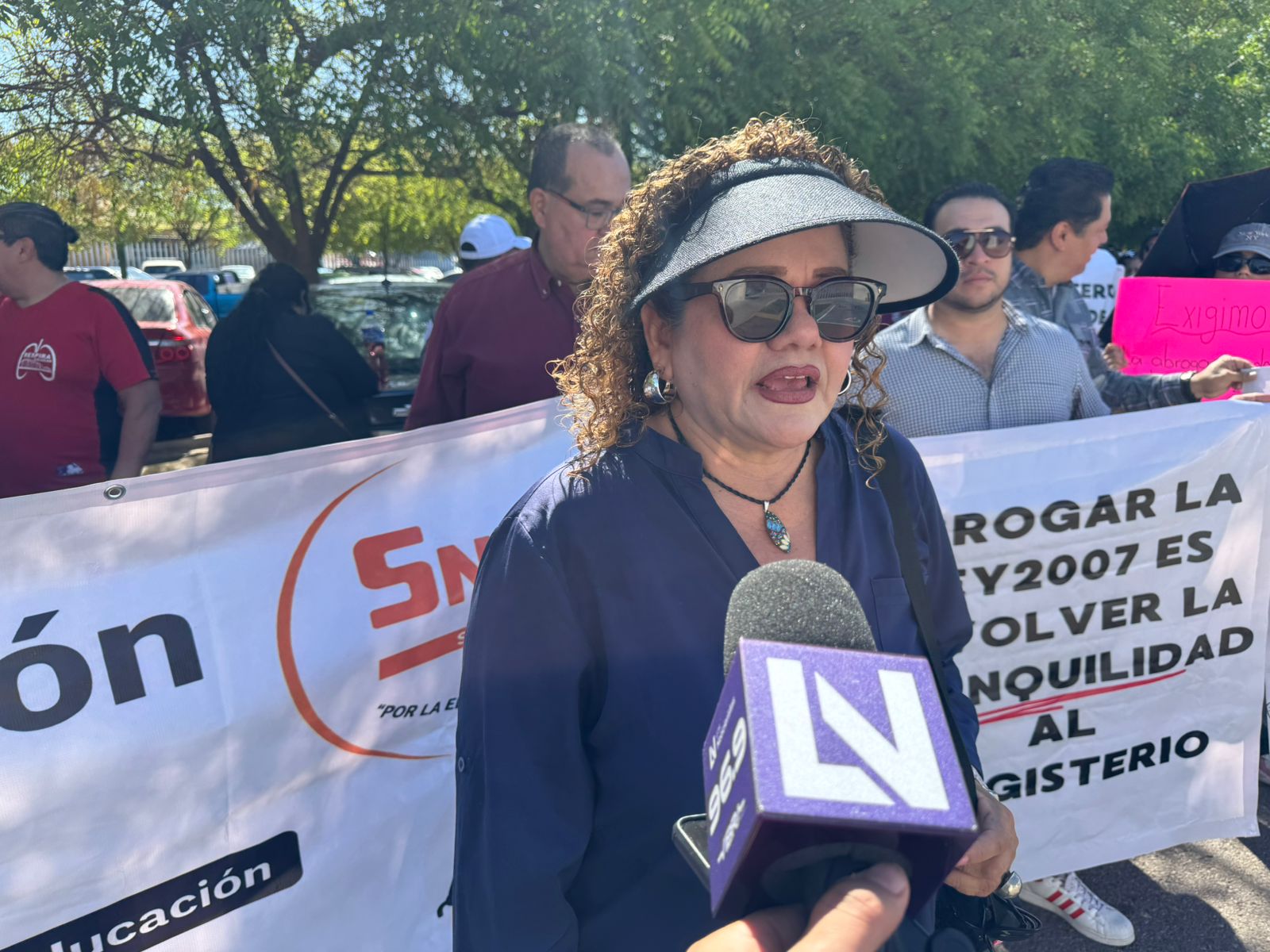 docentes del snte 27 se manifiestan en culiacan