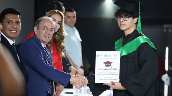 Egresados de Cobaes recibirán por primera vez un Certificado de Formación Profesional