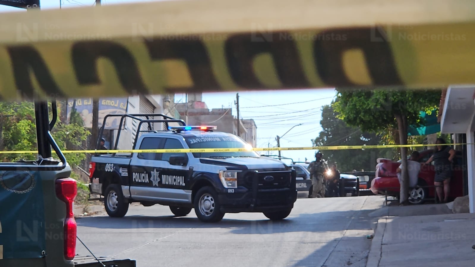 Ejecutan a un joven dentro de un lavado de carros en la 10 de Mayo de Culiacán