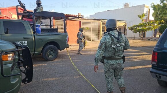 Asesinan a joven en la cochera de su domicilio en Urbivillas del Roble de Culiacán, Sinaloa