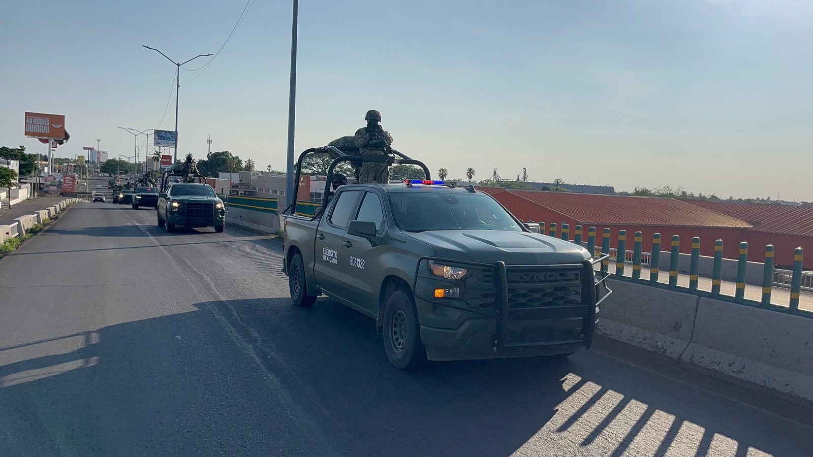 Elementos del Ejército Mexicano llegan a Culiacán, Sin.