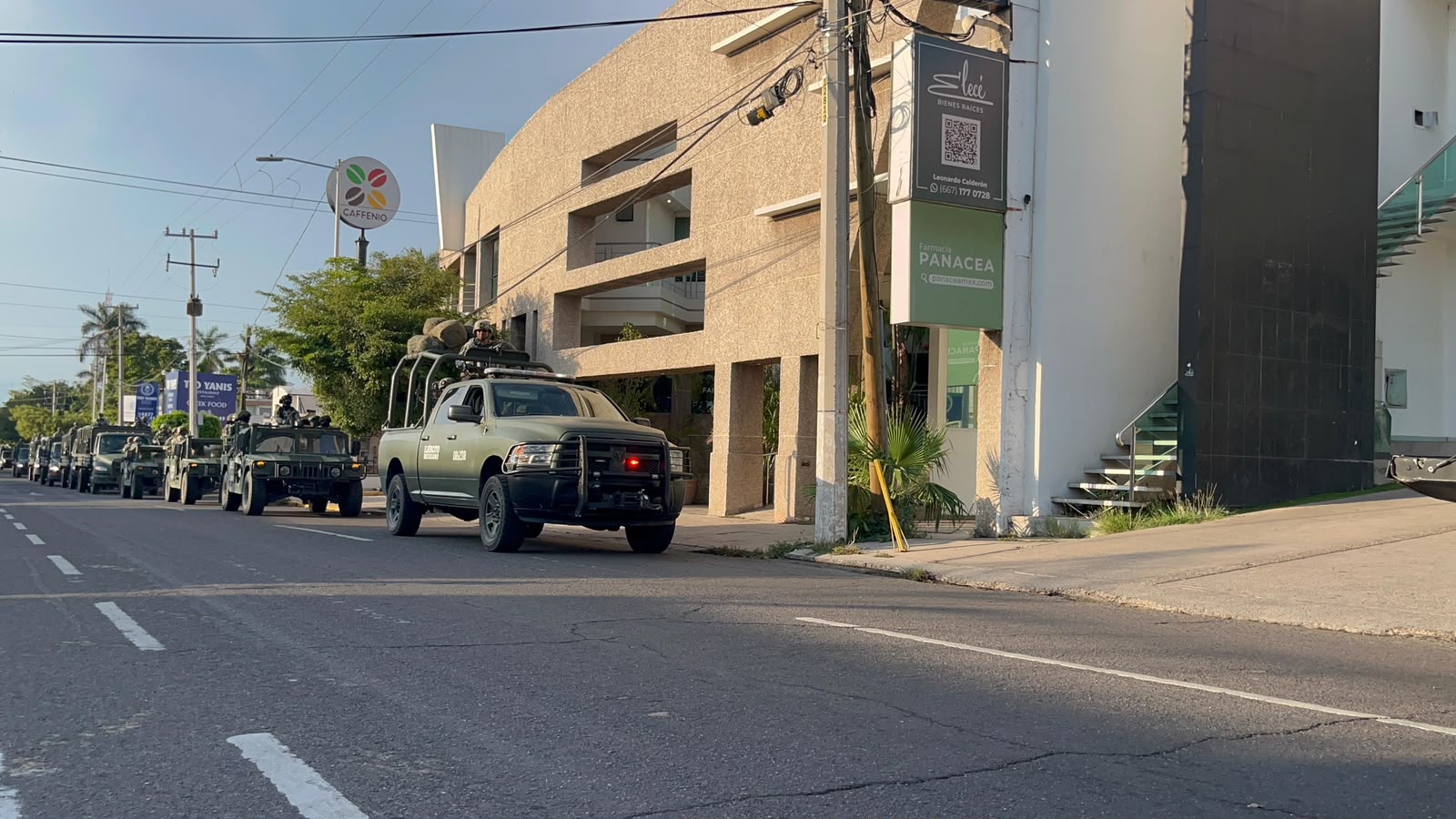 Elementos del Ejército Mexicano llegan a Culiacán, Sin.