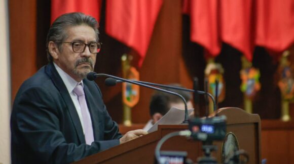 “Habremos de privilegiar la pluralidad y los acuerdos”: Eligio López Portillo asume la presidencia de la Jucopo en el Congreso de Sinaloa