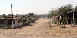 en mazatlan sinaloa 43 mil familias viven sin certeza juridica colonia