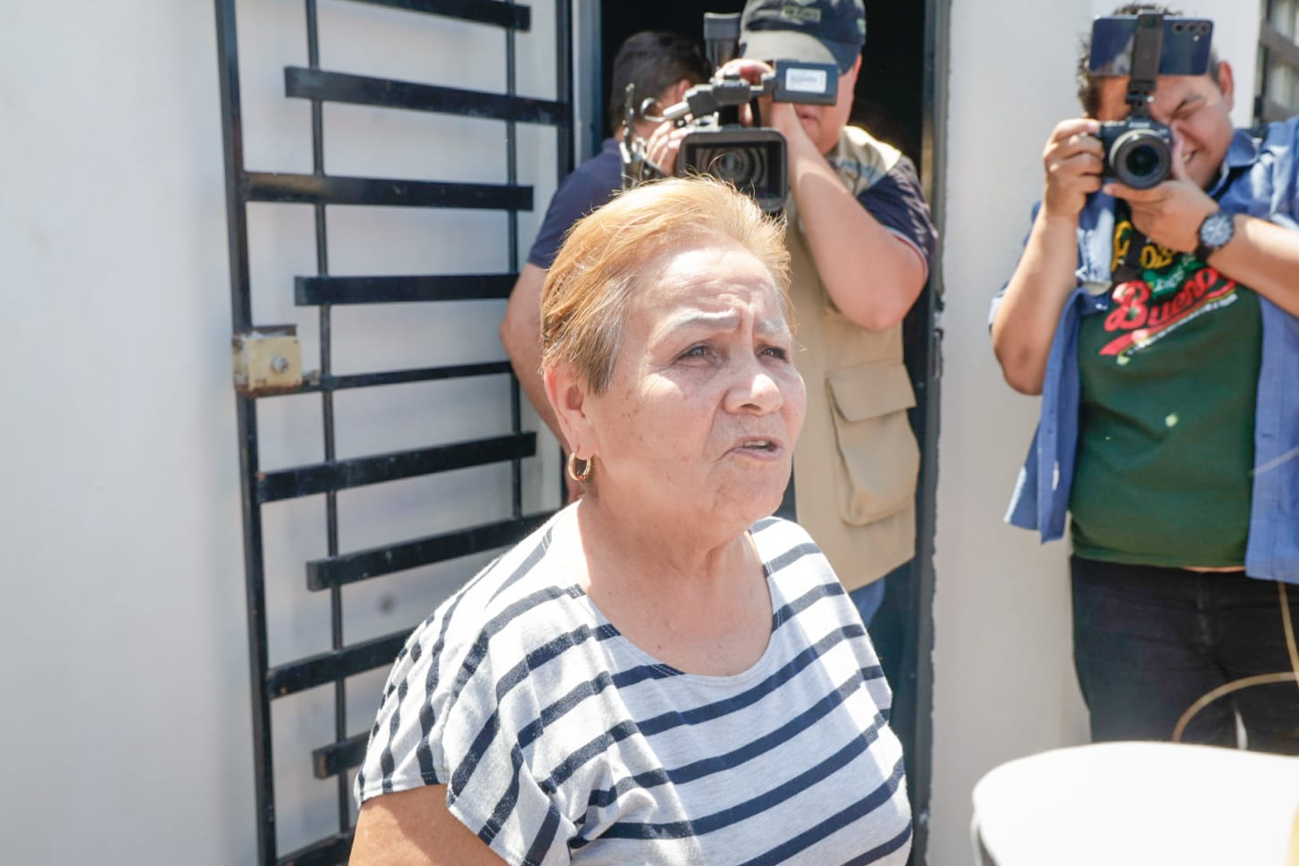 Entrega Ayuntamiento de Culiacán siete títulos de propiedad a familias de Valle de Amapas