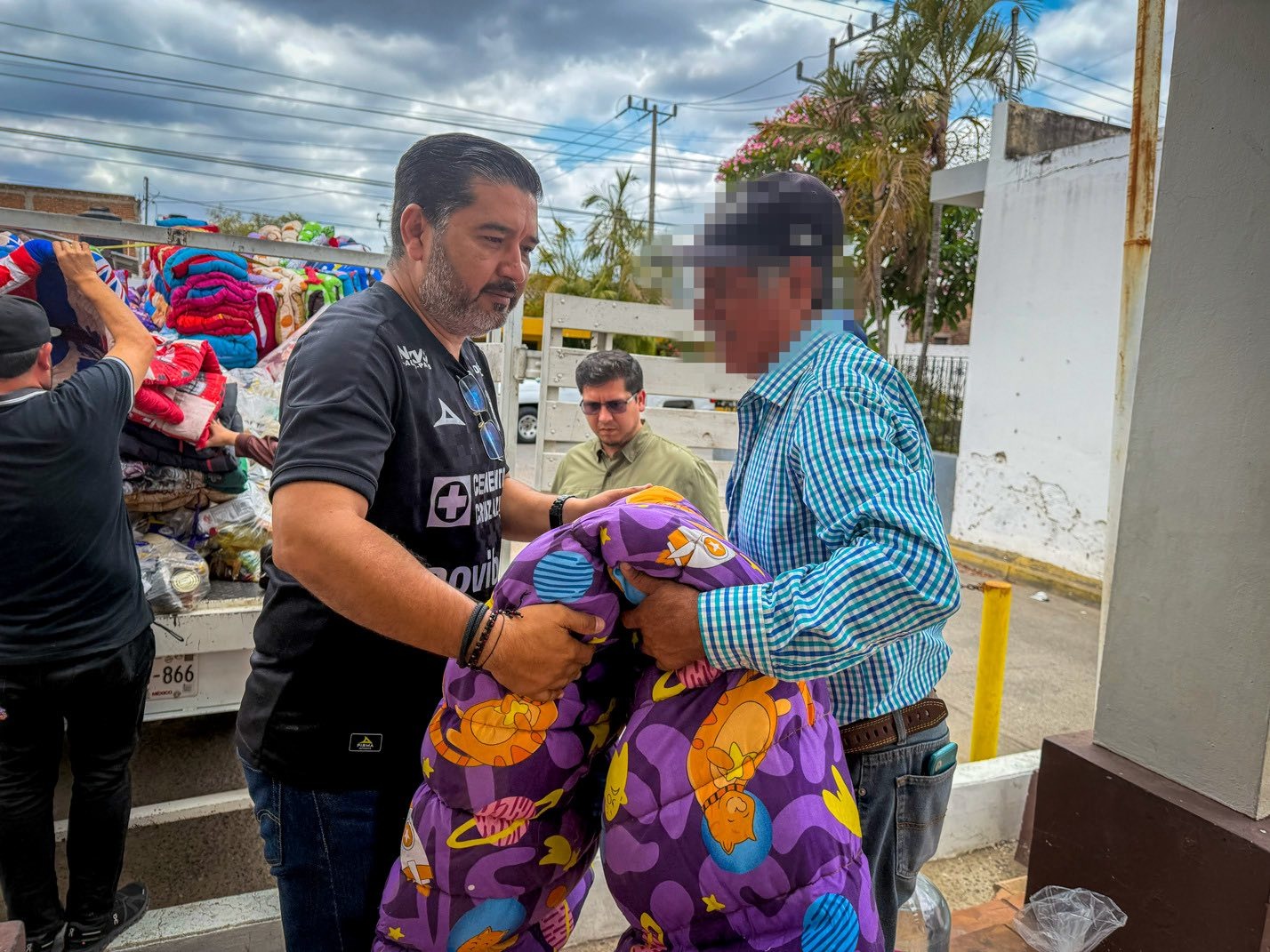 Entrega de apoyos en Concordia, Sin.