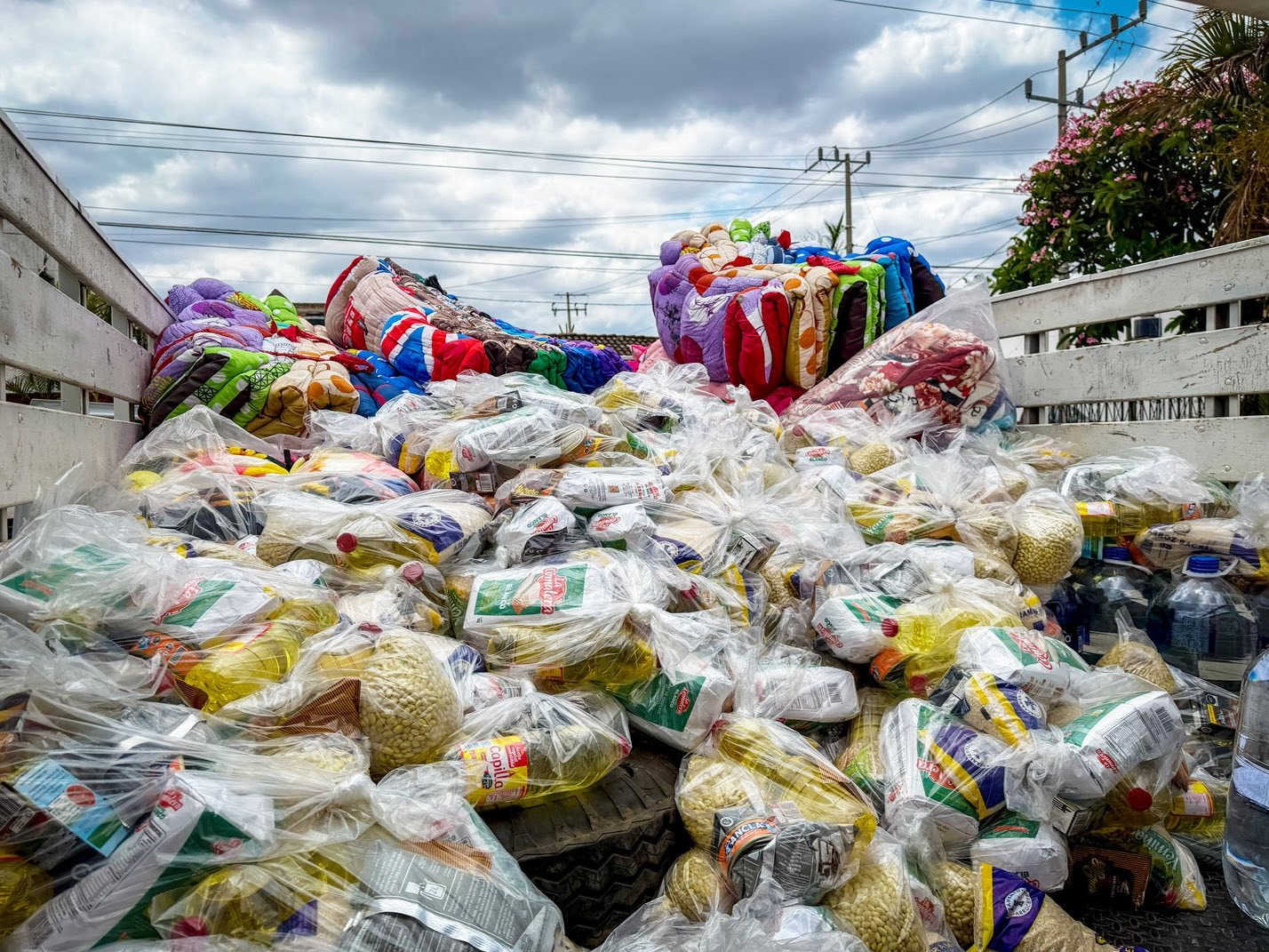 Entrega de apoyos en Concordia, Sin.