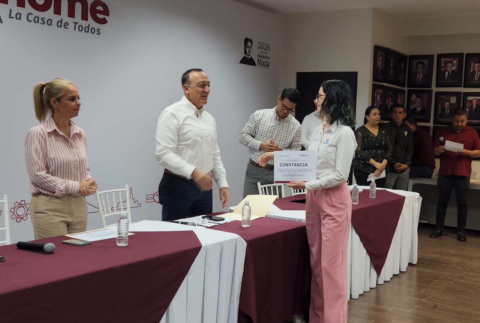 Entrega de constancias de registro de marcas en Ahome, Sinaloa