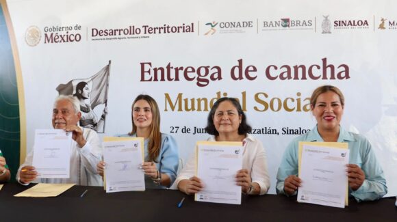 ¡A estrenarlas! Gobierno de México entrega canchas rehabilitadas del Mundial Social en Mazatlán, Sinaloa