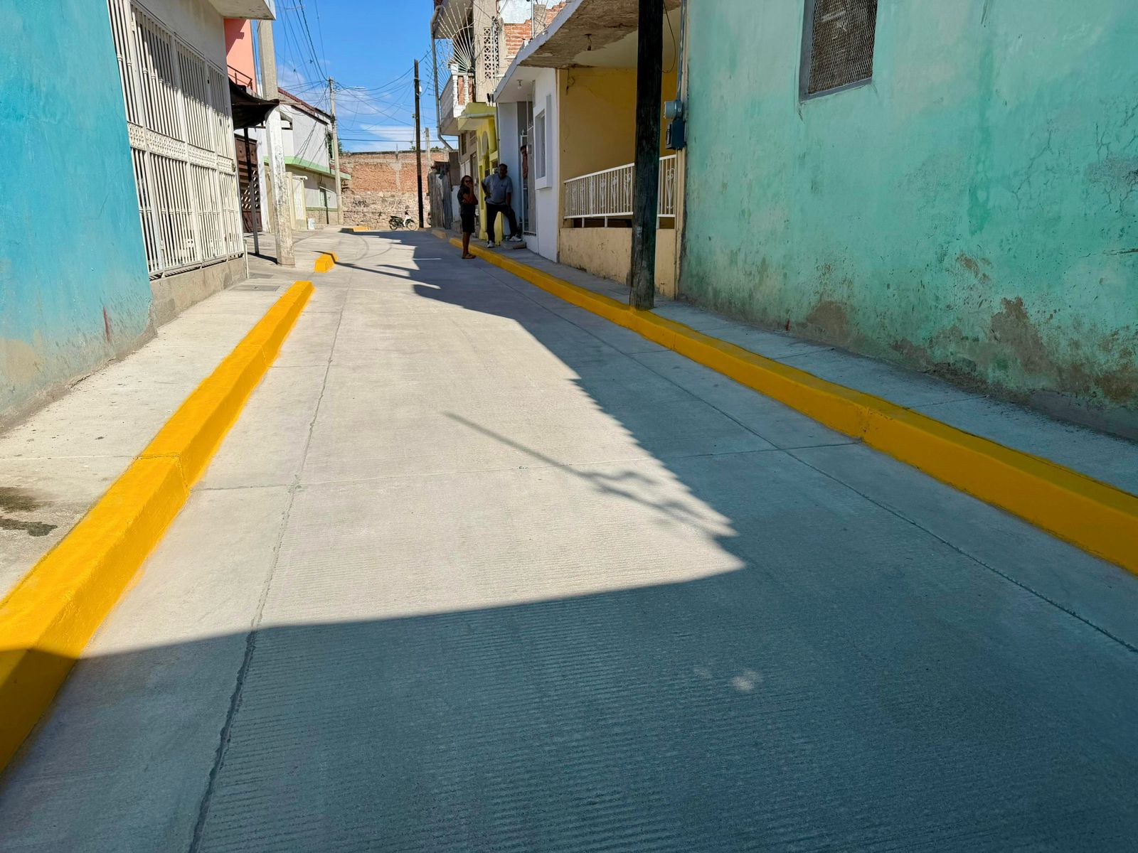 Entregan pavimentación en el callejón Nuevo León, en Mazatlán