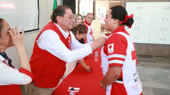 Héroes de enorme corazón y amor por Guasave, entregan reconocimientos a socorristas destacados