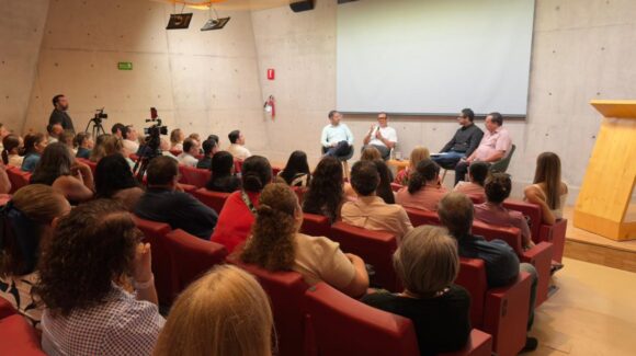 “La Escuela que Queremos”: especialistas y ciudadanos dialogan sobre la construcción de paz en Culiacán