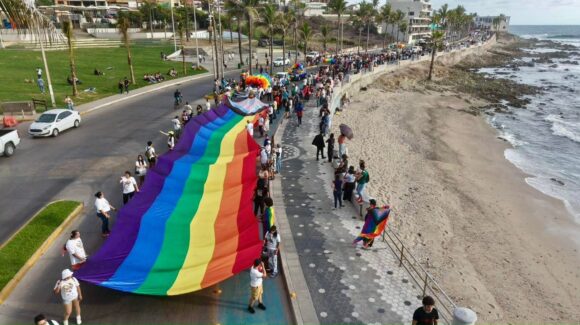El Pride impulsa el turismo en Mazatlán, Sinaloa; reportan 76 por ciento de ocupación hotelera este fin de semana de la diversidad