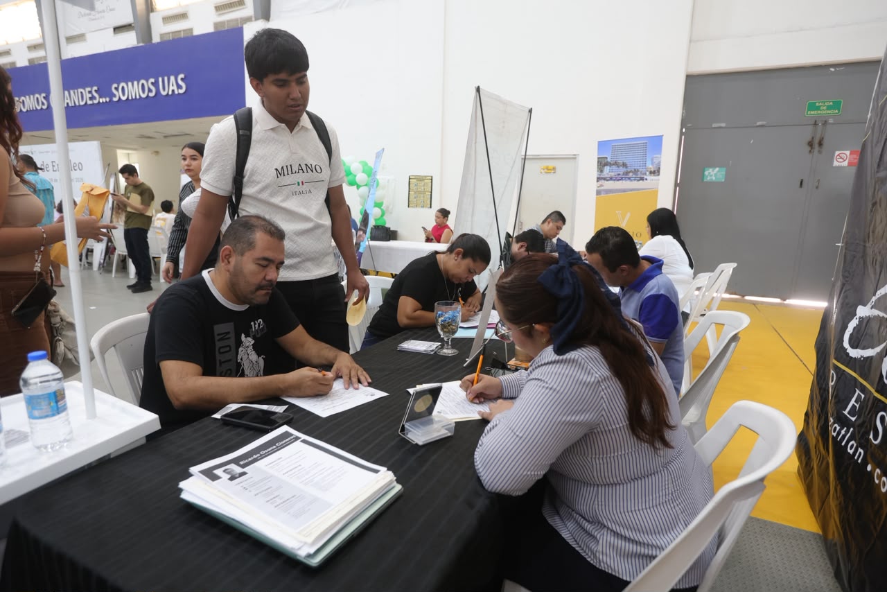 Feria de Empleo en Mazatlán
