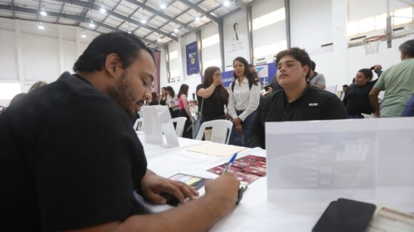 Feria Nacional del Empleo en Mazatlán, Sinaloa, deja 104 colocados y cientos de entrevistas programadas