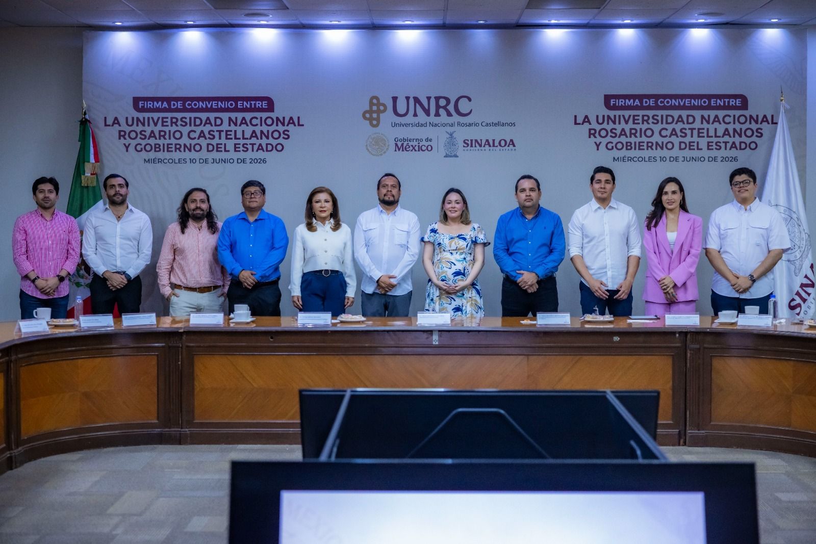 Firma de convenios