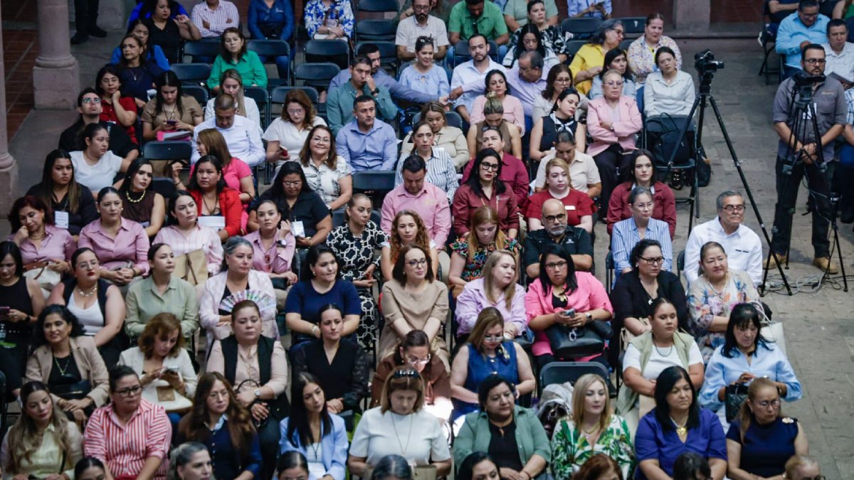 foro estatal la nueva escuela mexicana a tres años en culiacan asisten