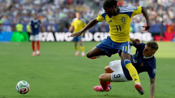 Francia impone condiciones: golea a Suecia y avanza con autoridad a los octavos de final