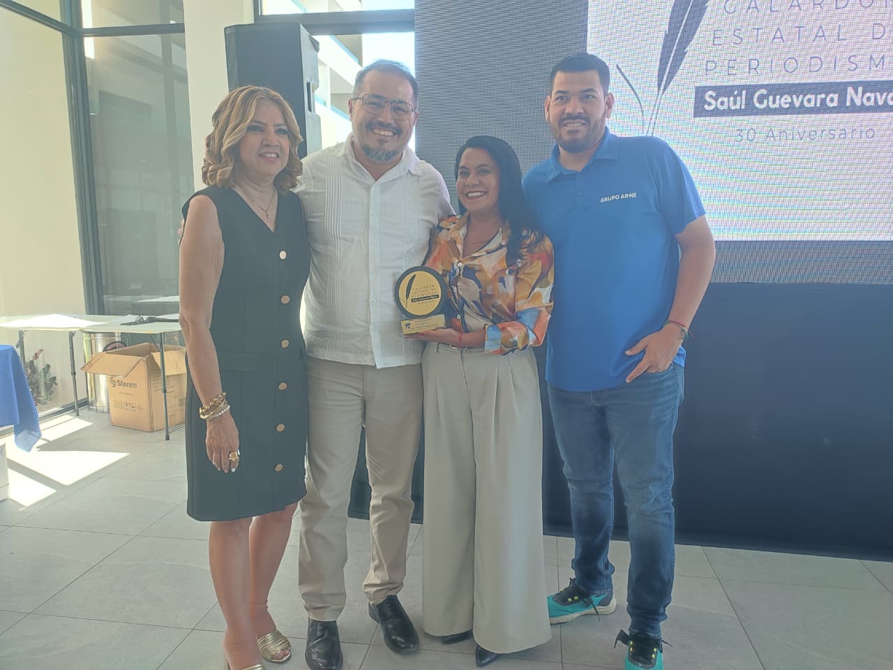 Entregan Galardón Estatal de Periodismo "Saúl Guevara Nava", en Mazatlán