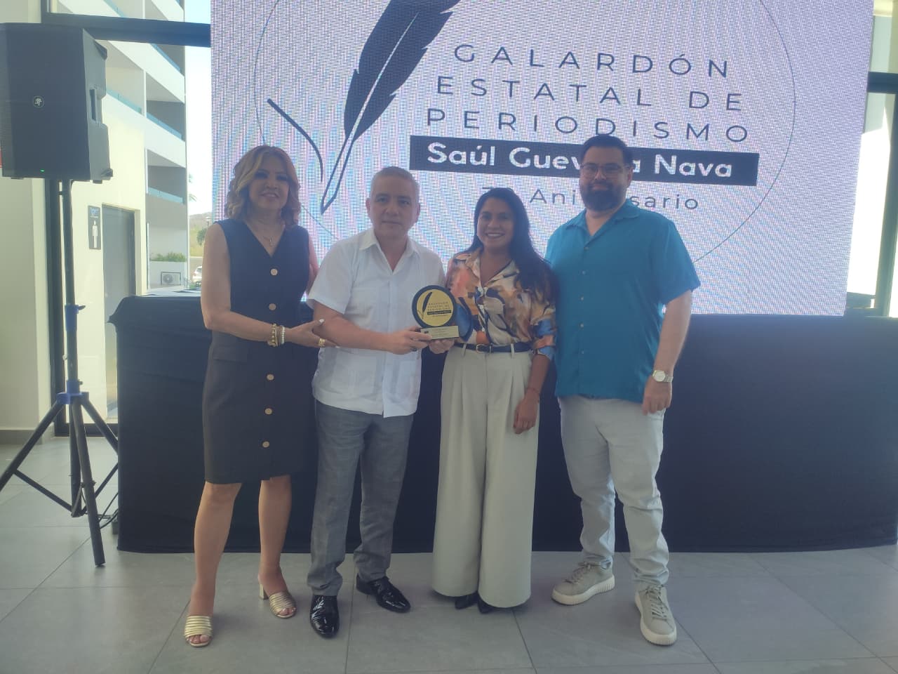 Entregan Galardón Estatal de Periodismo "Saúl Guevara Nava", en Mazatlán