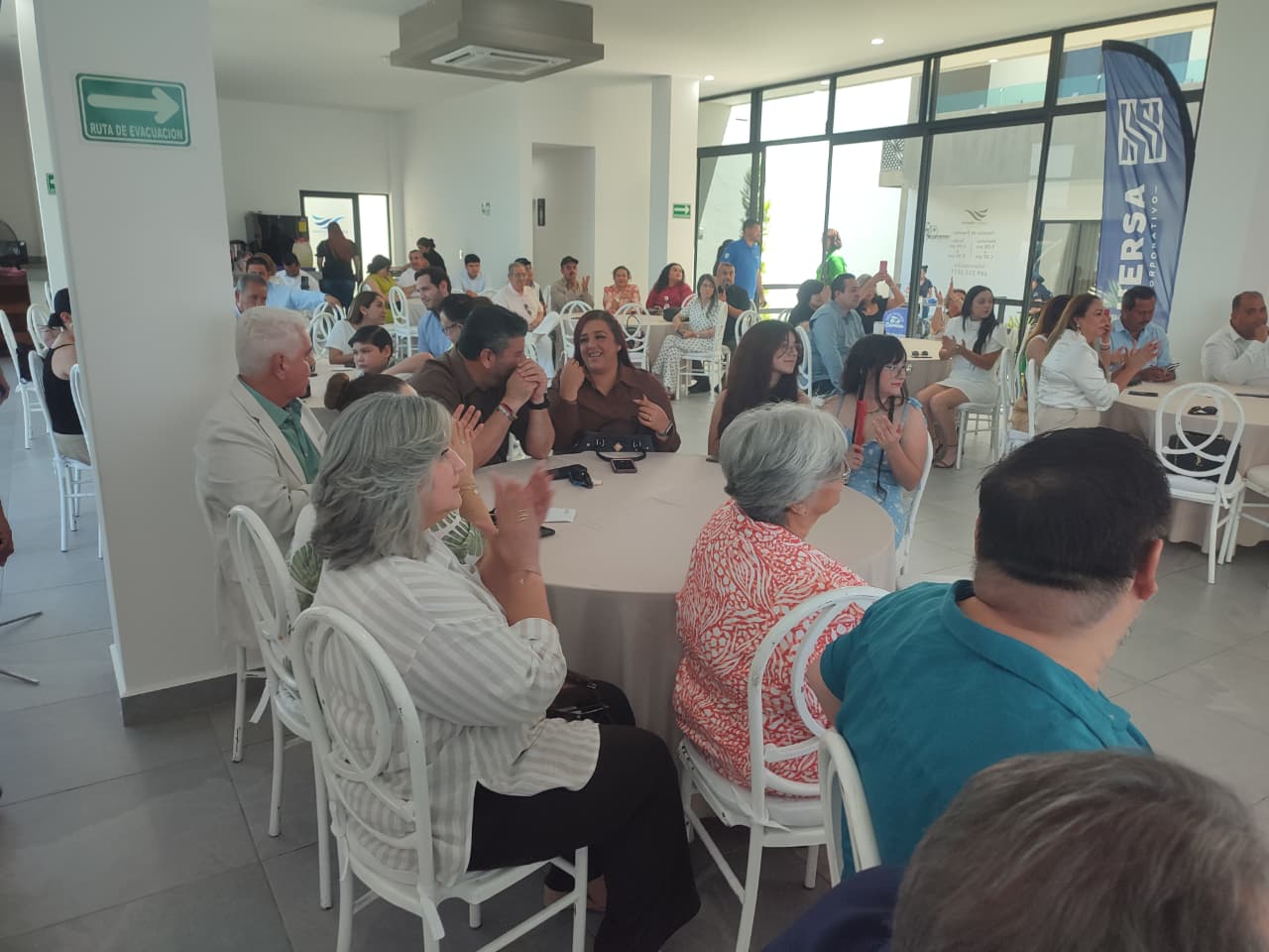 Entregan Galardón Estatal de Periodismo "Saúl Guevara Nava", en Mazatlán