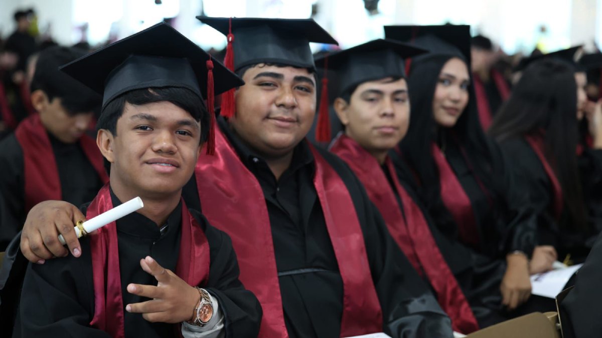 graduacion de estudiantes del cobaes 02 en los mohis