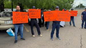 guerreros azules solicitan juicio politico contra alberto el capi rivera lugar