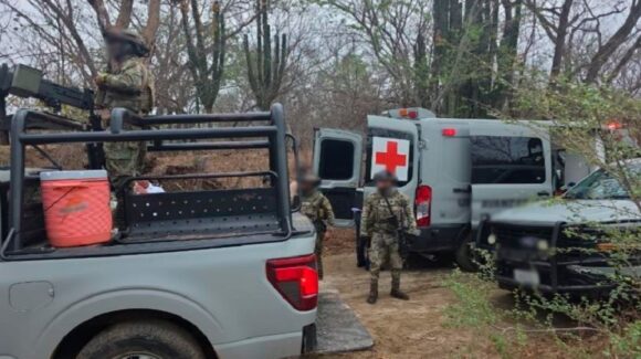 Hallan campamento con arsenal en la sierra de Mazatlán, Sinaloa; Marina asegura cargadores y más de 750 cartuchos