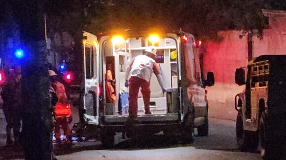 Con un balazo en cada mano resulta un joven en Las Coloradas de Culiacán